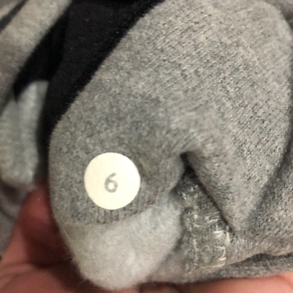 Lululemon gray cozy sweat coat w/ folded collar sz 6 side pockets - Picture 6 of 6